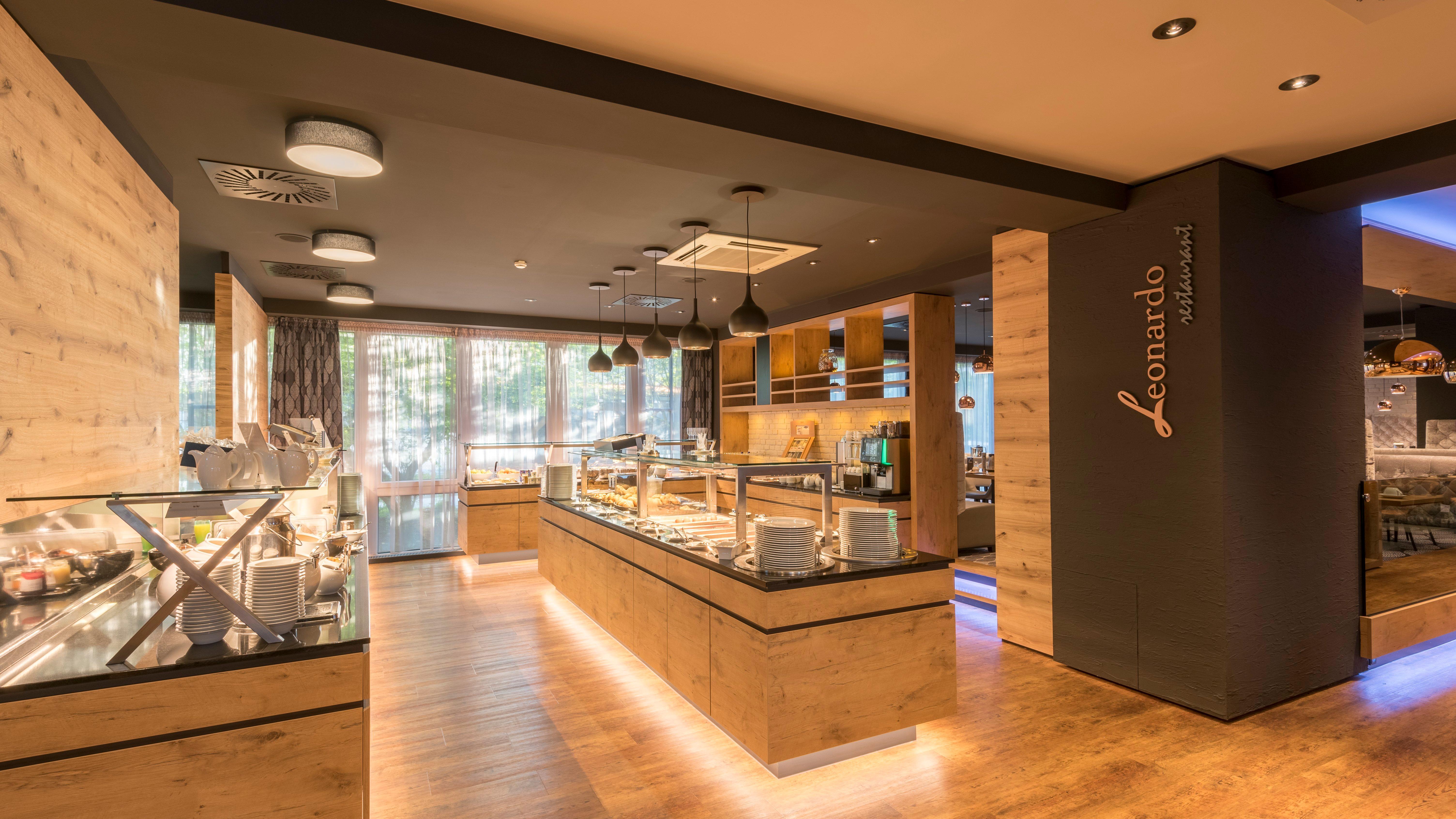 Holiday Inn Munich Unterhaching By Ihg Exteriör bild