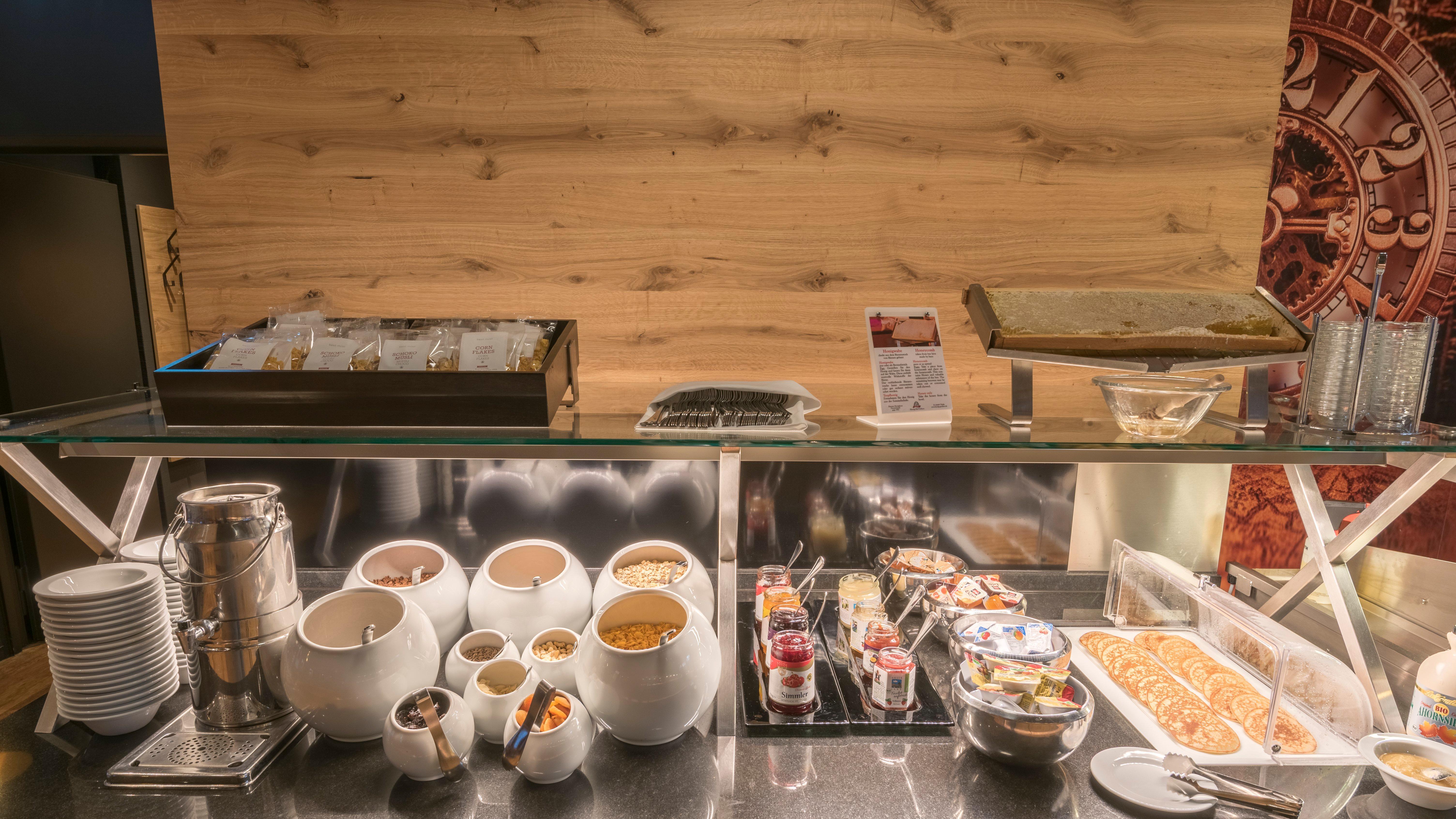 Holiday Inn Munich Unterhaching By Ihg Exteriör bild