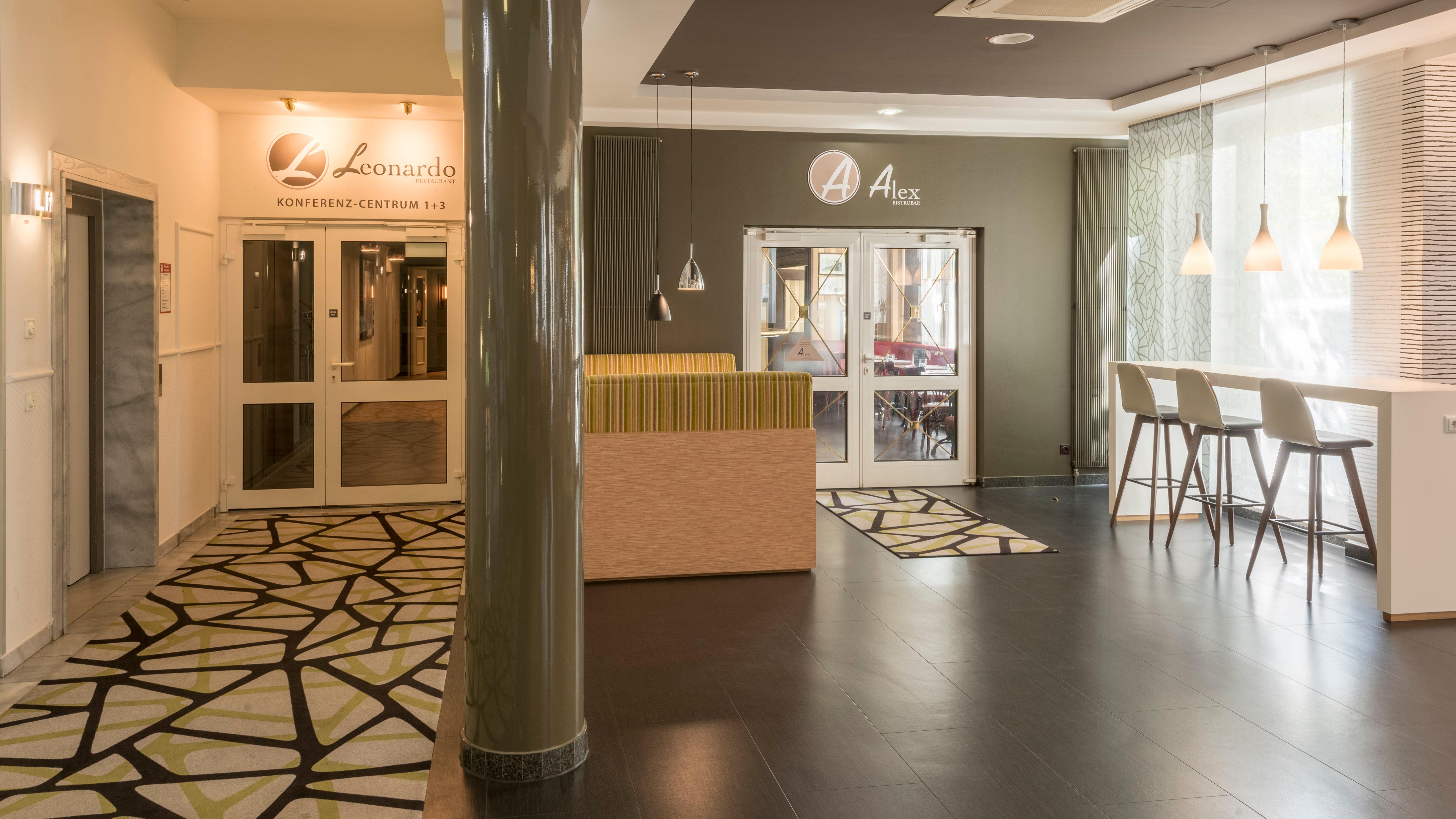 Holiday Inn Munich Unterhaching By Ihg Exteriör bild