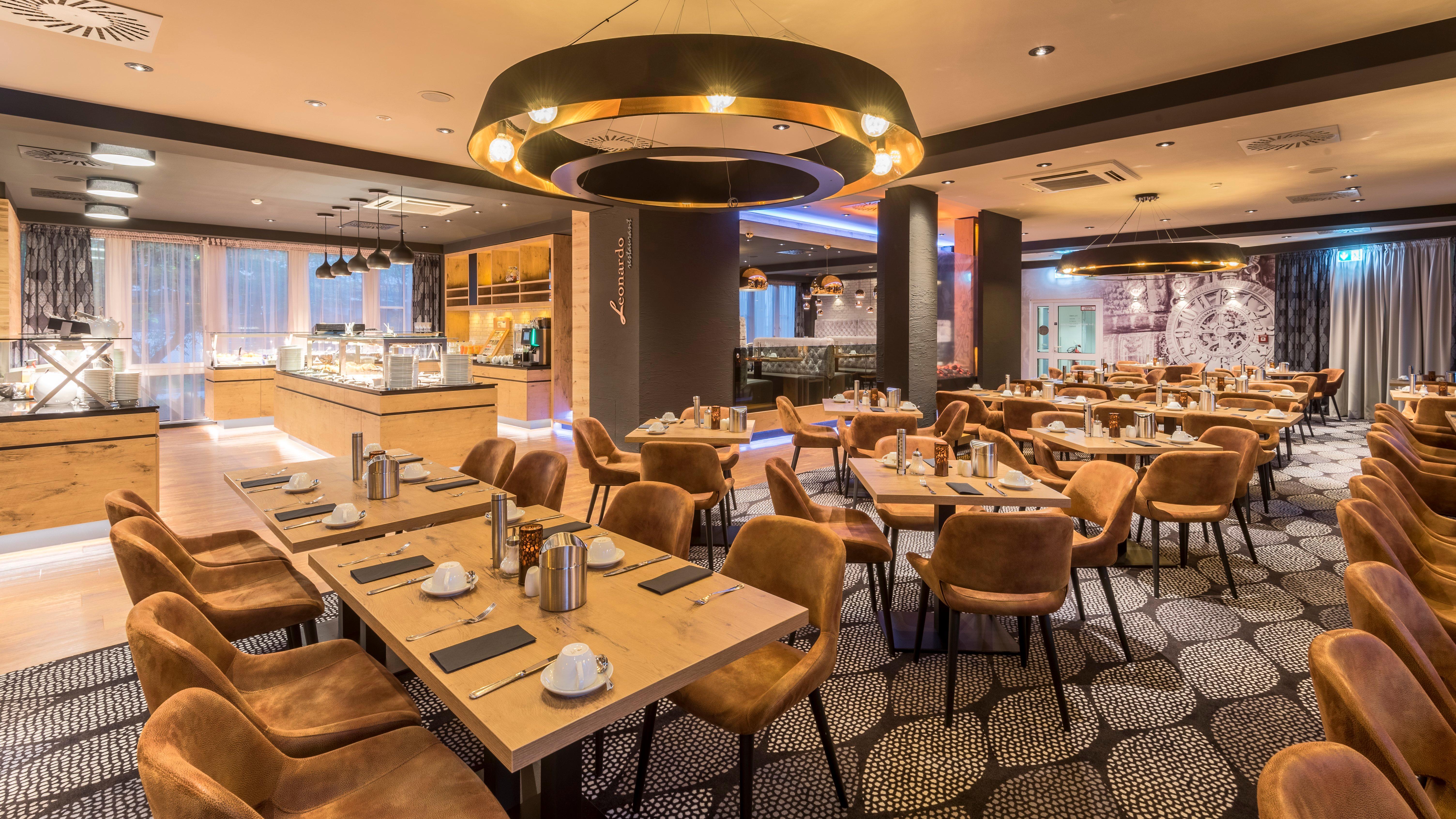 Holiday Inn Munich Unterhaching By Ihg Exteriör bild