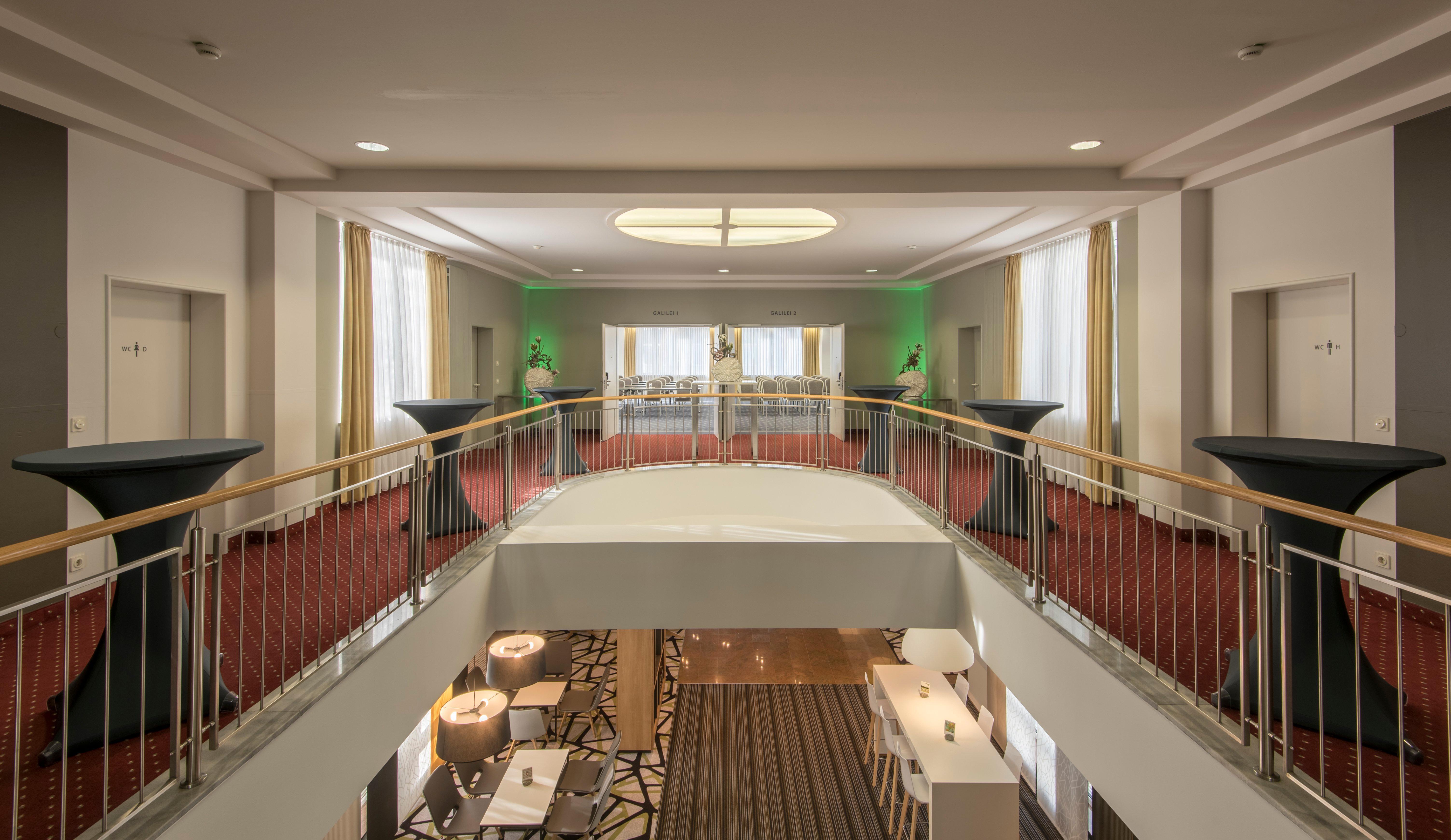 Holiday Inn Munich Unterhaching By Ihg Exteriör bild