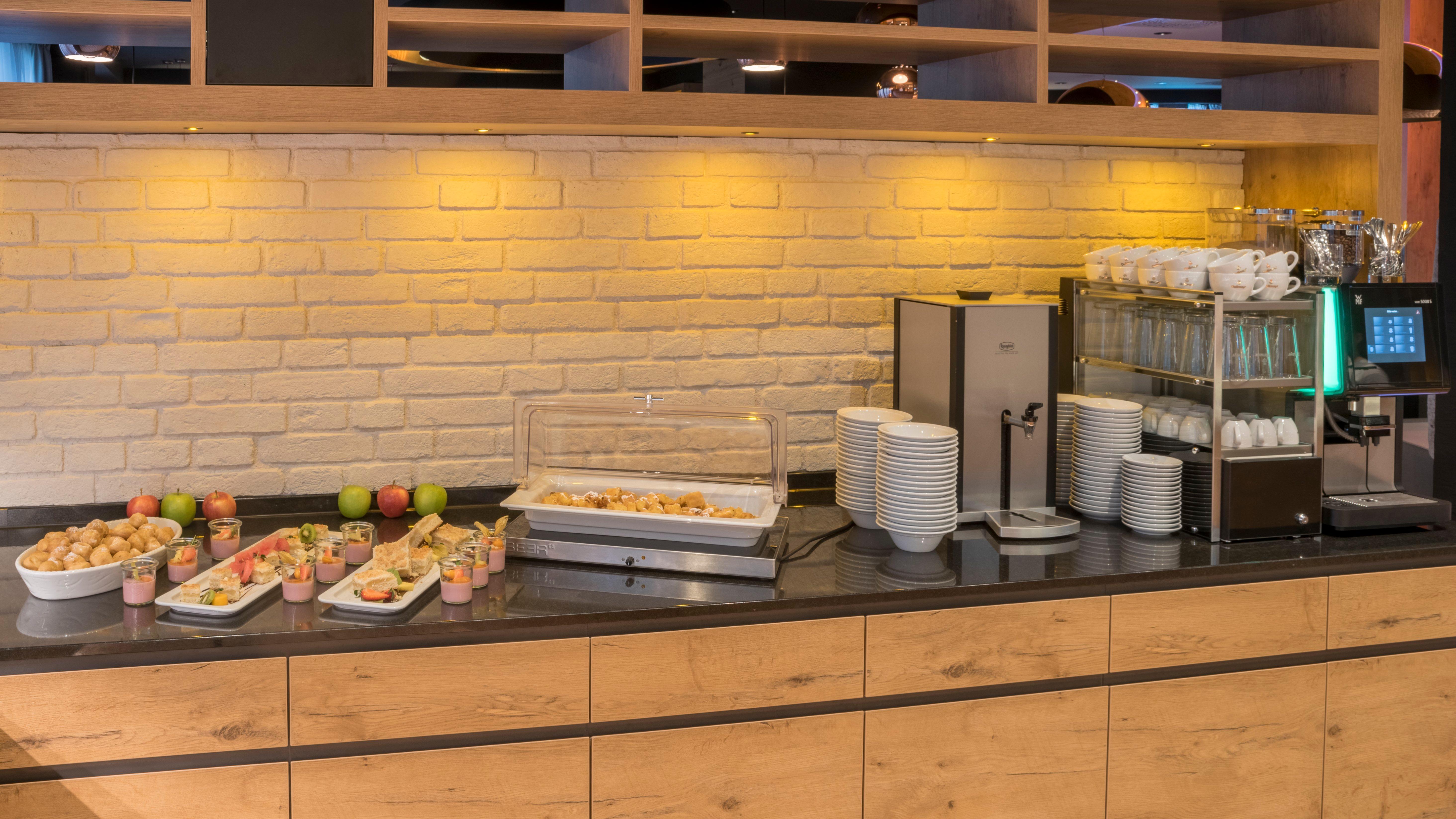 Holiday Inn Munich Unterhaching By Ihg Exteriör bild